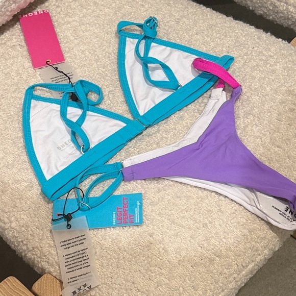NWT! Oneone Swimwear Small XS Triangle Bikini Bikini Set Strappy Color block - Picture 5 of 7